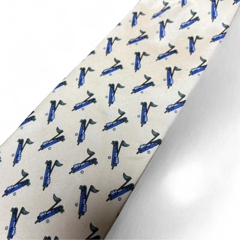Lord & Taylor Silk Golf Tie ⛳️ Yellow Golf Print Necktie Men’s Vintage - Picture 2 of 6